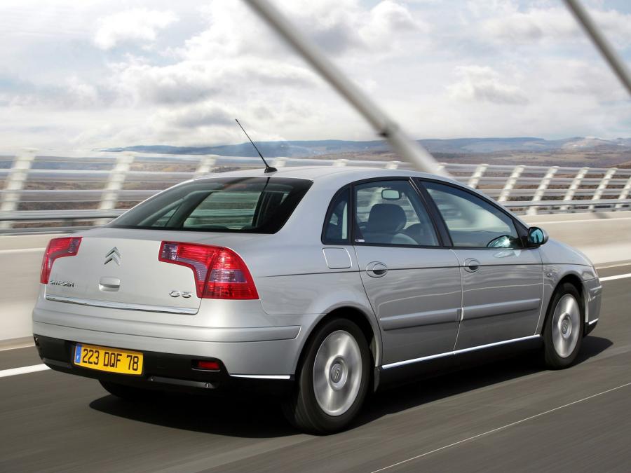  Citroen C5 HDi TwinTurbo 2004 года  (фото 12 из 16)